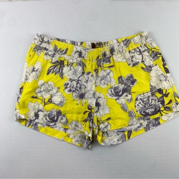 Kut from the Kloth Jansen Yellow Japanese Floral Printed 100% Linen Shorts Sz 10 - Picture 2 of 14